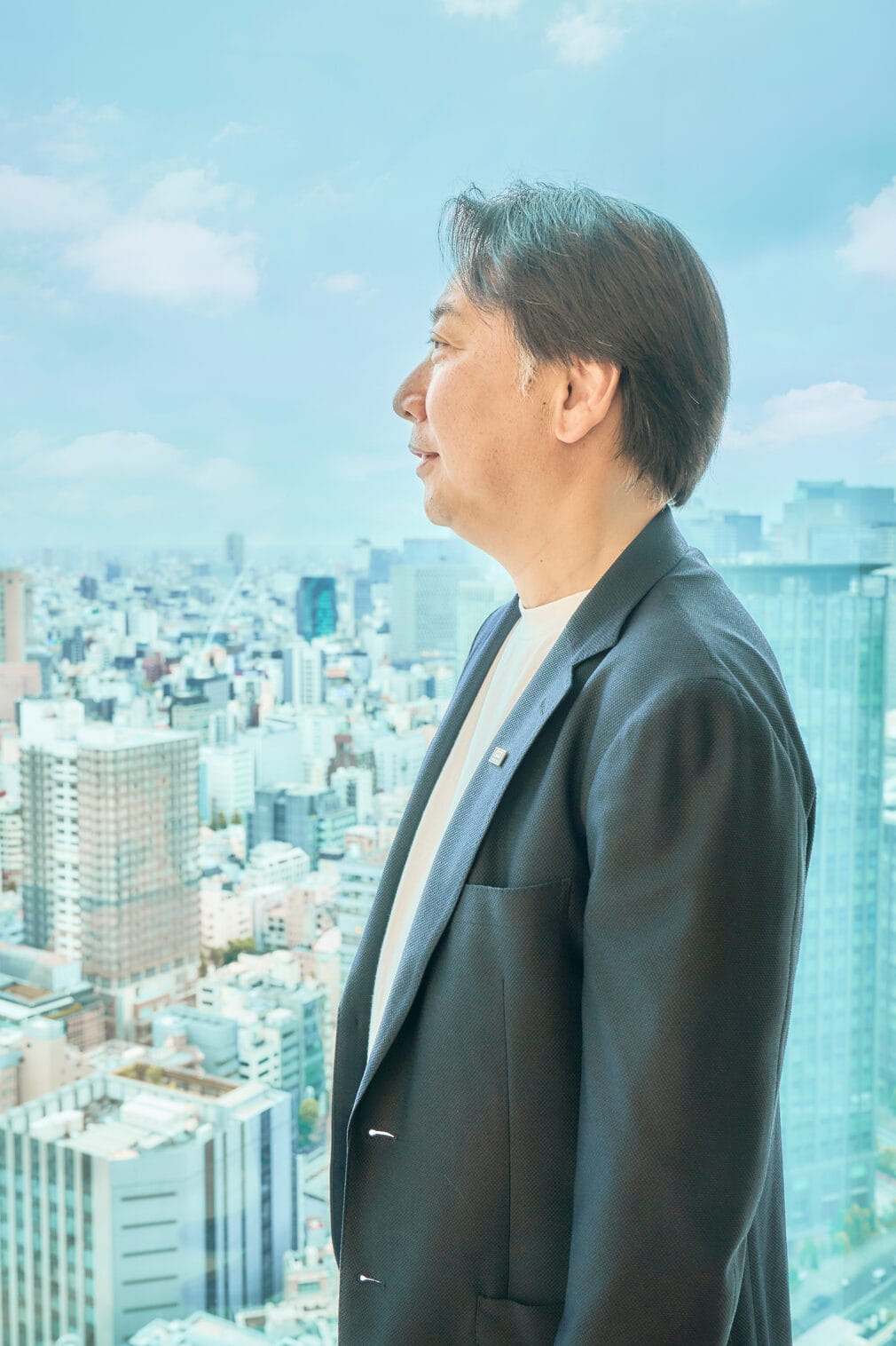 執務室で語る代表取締役社長 落合孝之