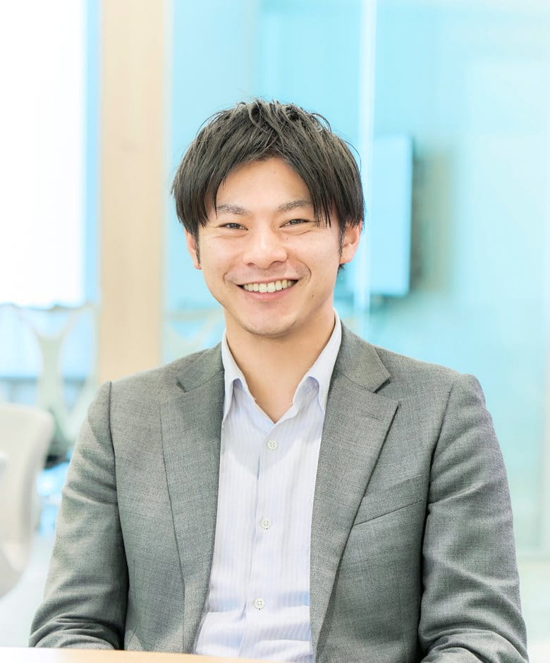 アカウントセールスとして働く沖杉さん